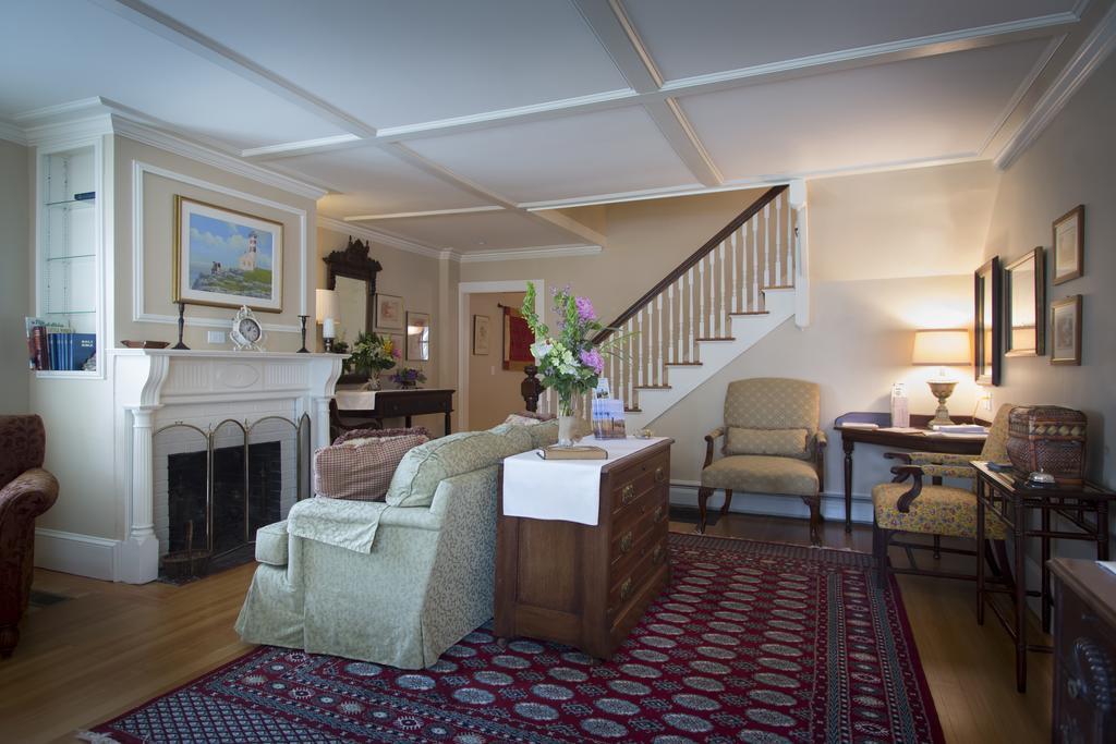 Inn On Shore Road Огънкуит Екстериор снимка